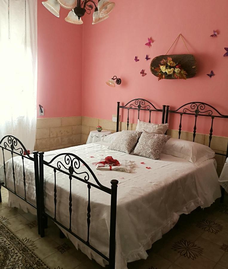 La Casina Di Vanni - Casa Vacanza Nel Cuore Del Salento Arnesano Extérieur photo